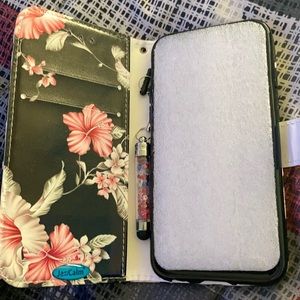 A IPhone 8 phone case.Floral